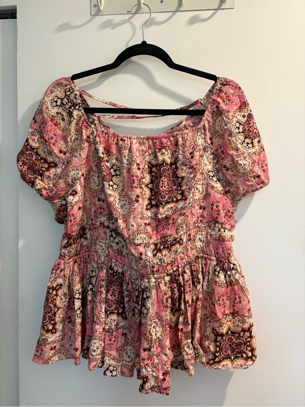Pink Boho Peasant Top with Paisley Medallion Print size 12 stretchy